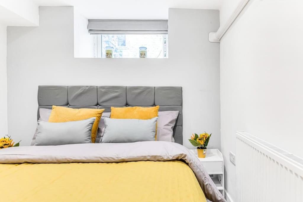 Luxstay Holland Park Apartment With Ac Londyn Zewnętrze zdjęcie