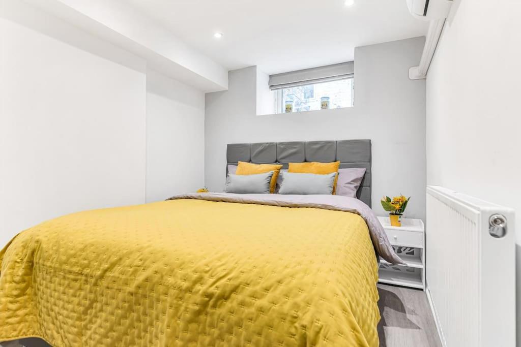 Luxstay Holland Park Apartment With Ac Londyn Zewnętrze zdjęcie